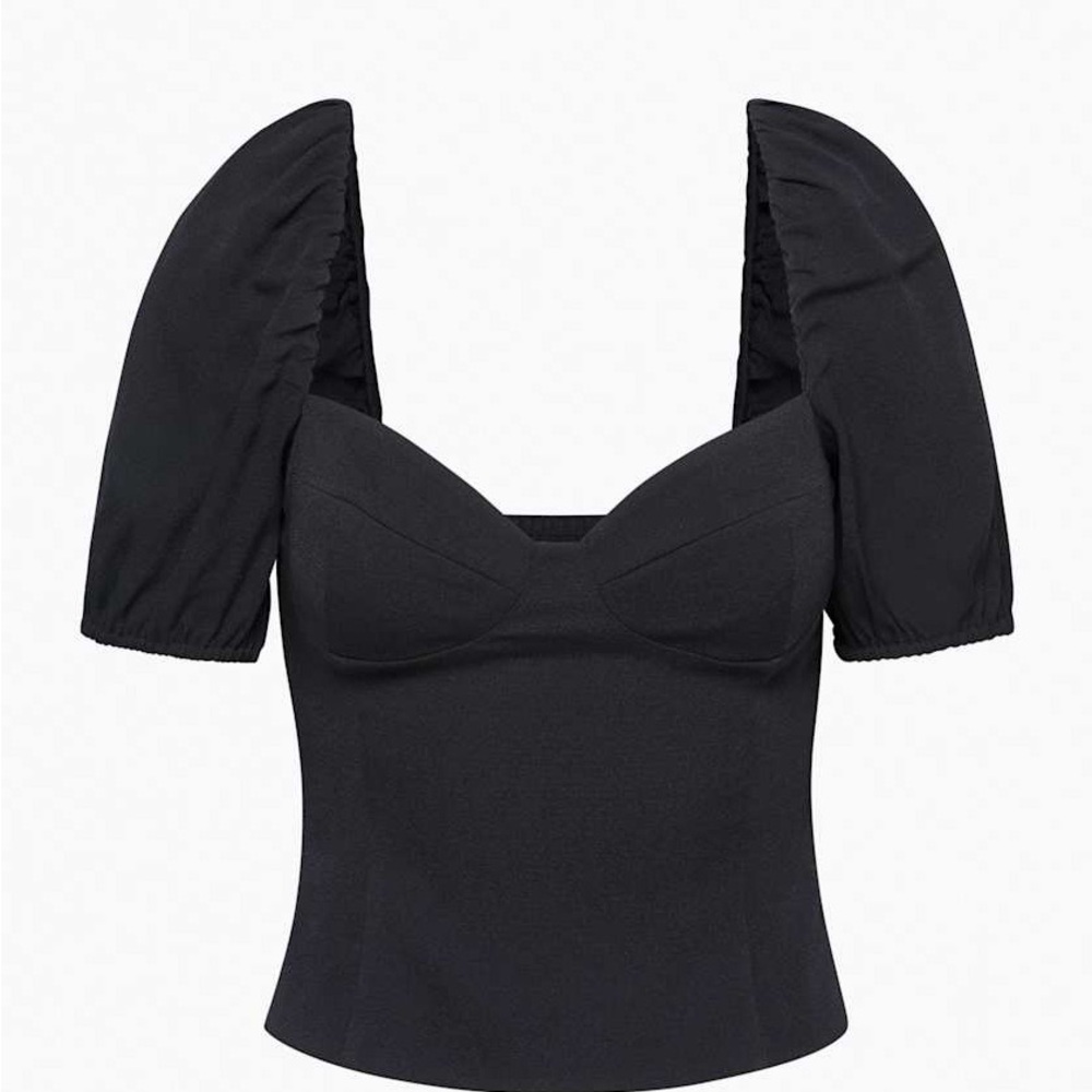 Aritzia Wilfred Novella short sleeve blouse